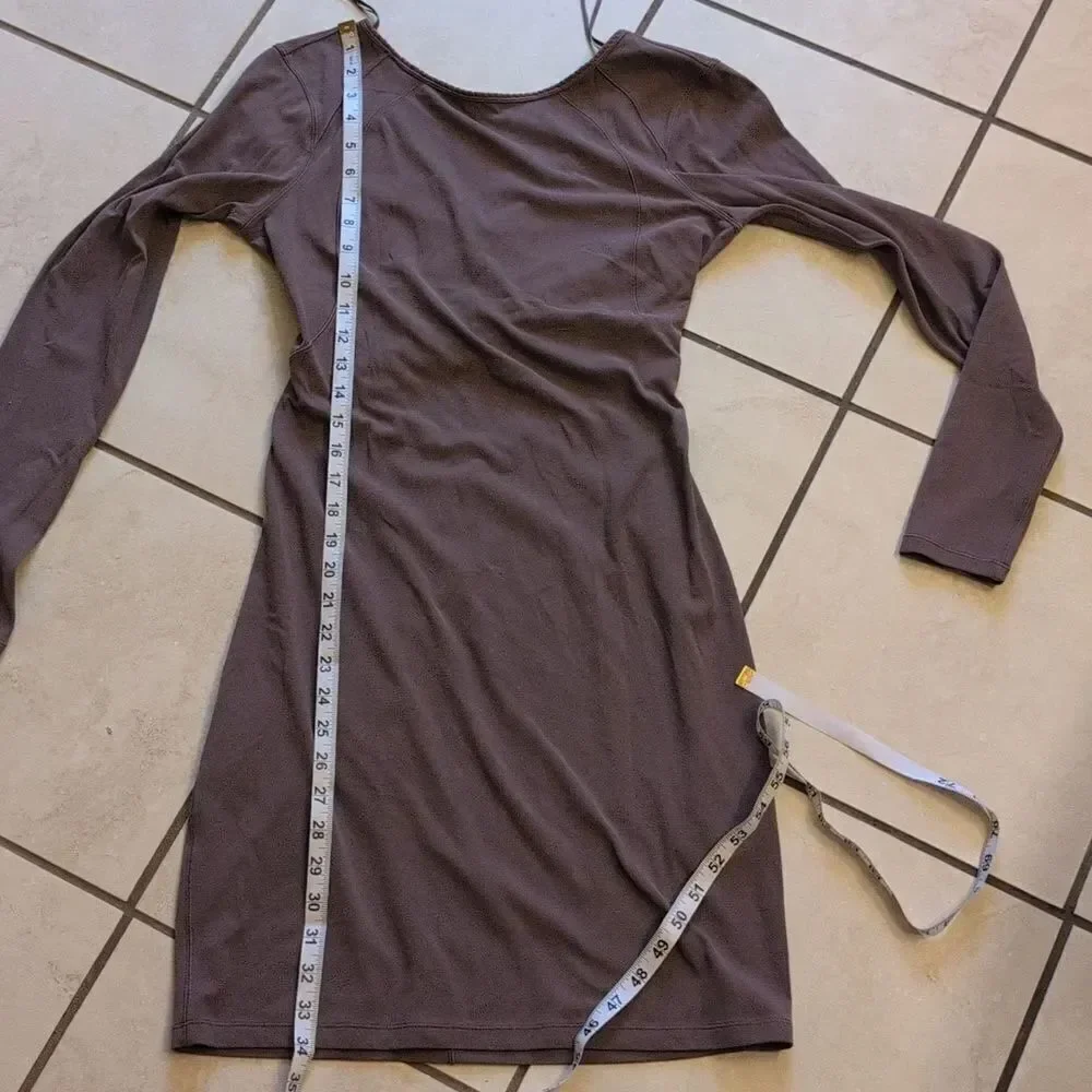 Lululemon Contour Dress Cross Back Nulu Ancient Bark Purple Mauve Size 4